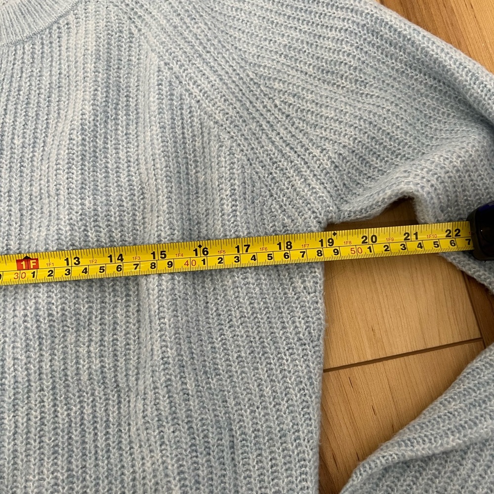 Universal Thread Light Blue Cropped Button-Front Cardigan - Picture 2 of 5